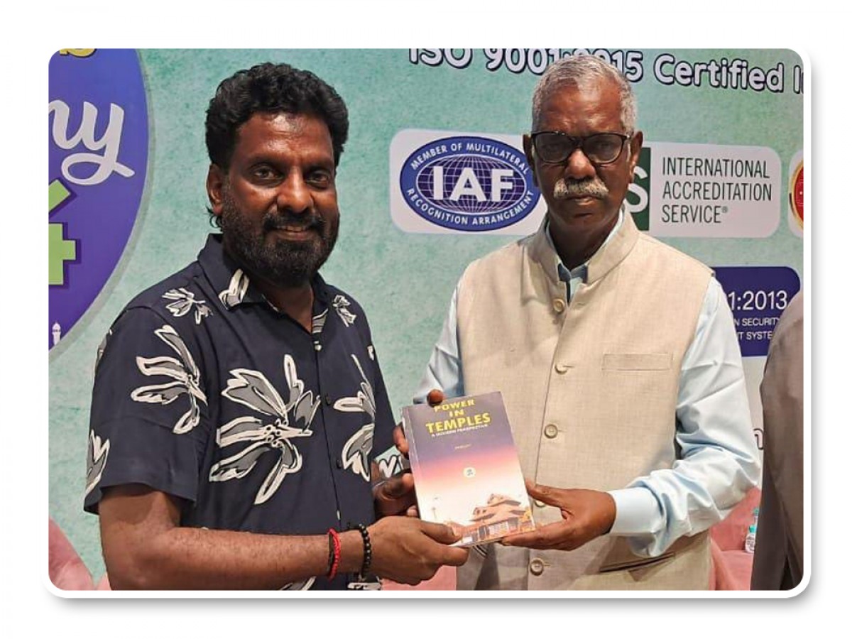 Presenting Integral books to Honble judge.Dr.k venkatesan (Thamilnadu)